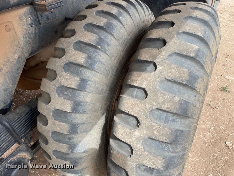 image for item DN5076 1971 Jeep M35A2  dump truck