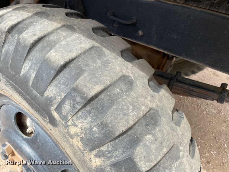 image for item DN5076 1971 Jeep M35A2  dump truck