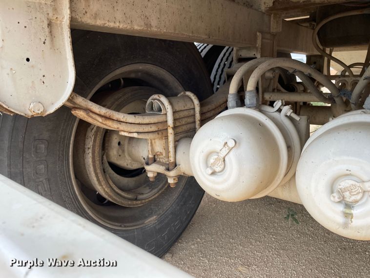 image for item DN5077 2014 CTS GHT-40  grain trailer