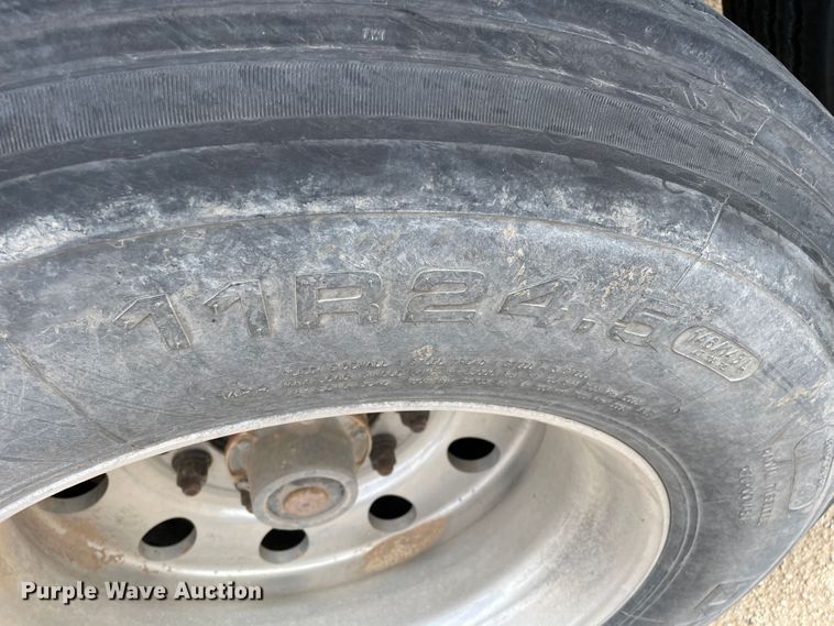 image for item DN5077 2014 CTS GHT-40  grain trailer