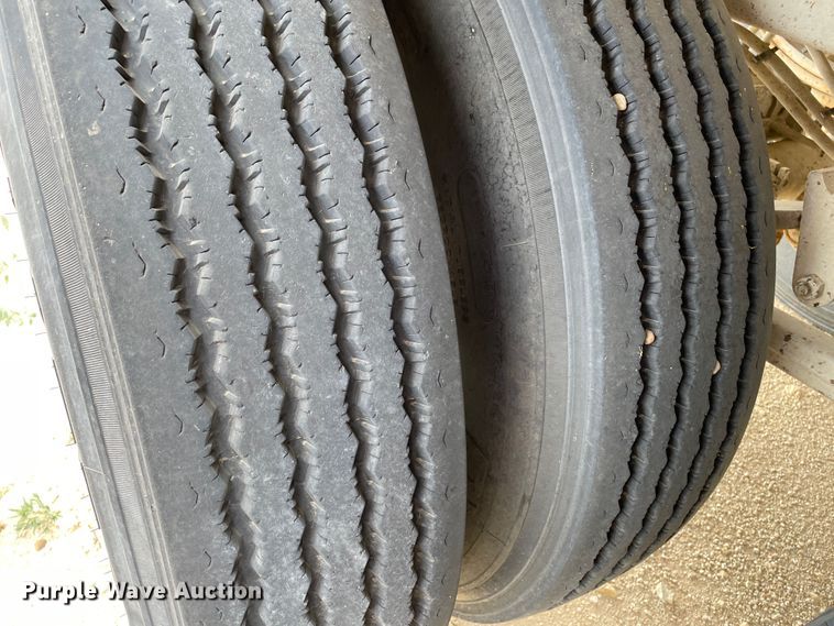 image for item DN5077 2014 CTS GHT-40  grain trailer