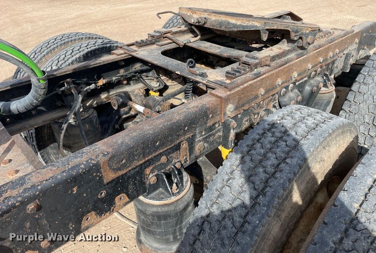 image for item DN5115 1992 Kenworth W900  semi truck