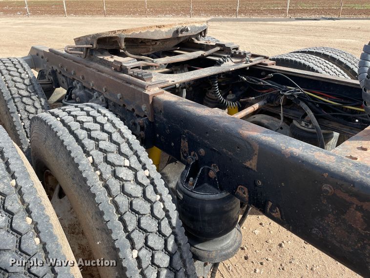 image for item DN5115 1992 Kenworth W900  semi truck