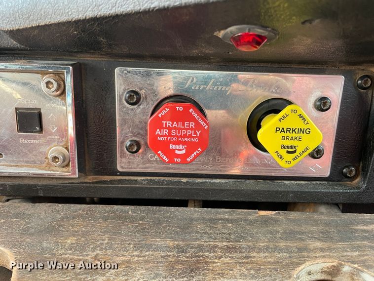 image for item DN5115 1992 Kenworth W900  semi truck