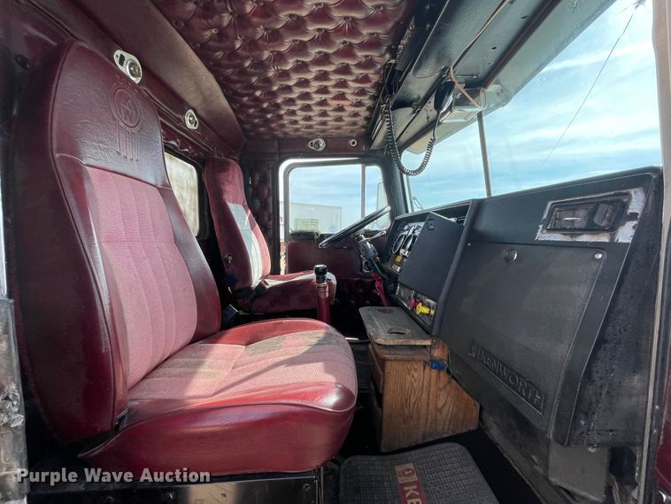 image for item DN5115 1992 Kenworth W900  semi truck