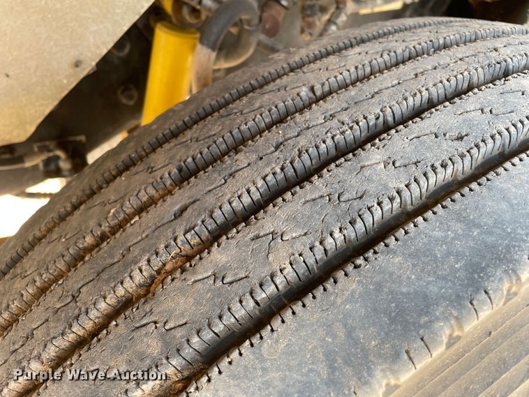 image for item DN5115 1992 Kenworth W900  semi truck