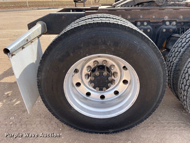 image for item DN5115 1992 Kenworth W900  semi truck