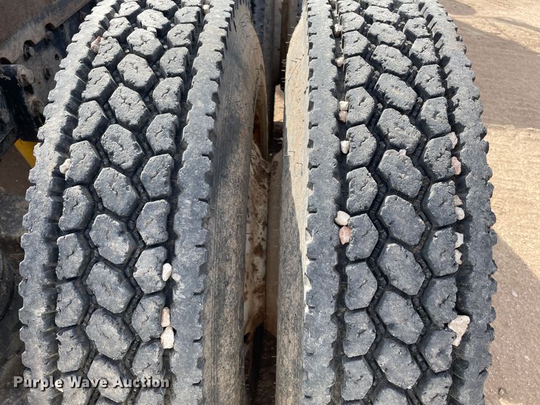 image for item DN5115 1992 Kenworth W900  semi truck