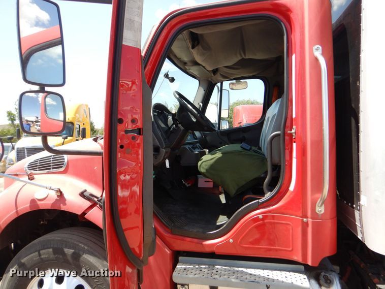 image for item DO1474 2008 Freightliner Business Class M2  box truck