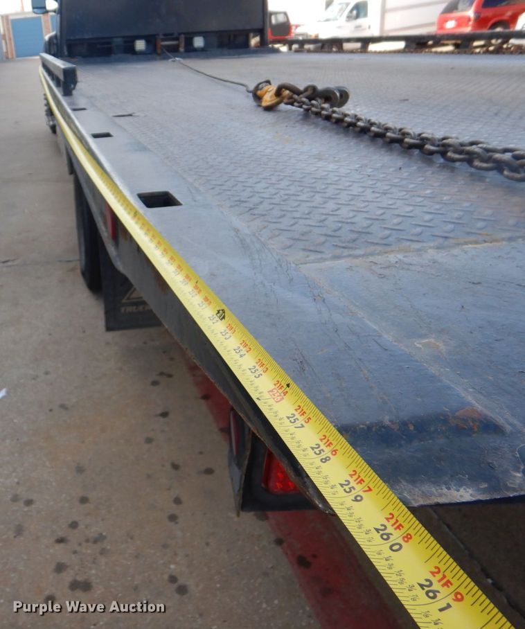 image for item DO1484 2010 Ford F650 Super Duty  SuperCab rollback truck