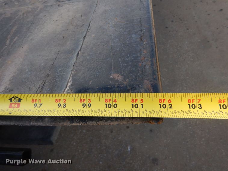 image for item DO1484 2010 Ford F650 Super Duty  SuperCab rollback truck