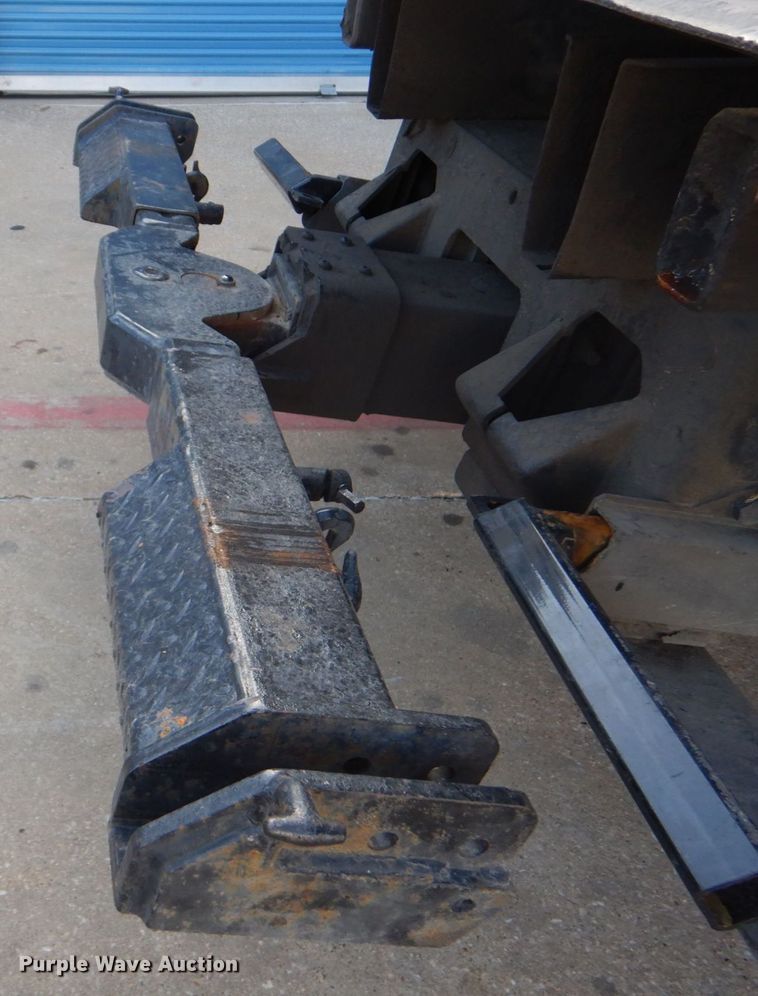 image for item DO1484 2010 Ford F650 Super Duty  SuperCab rollback truck