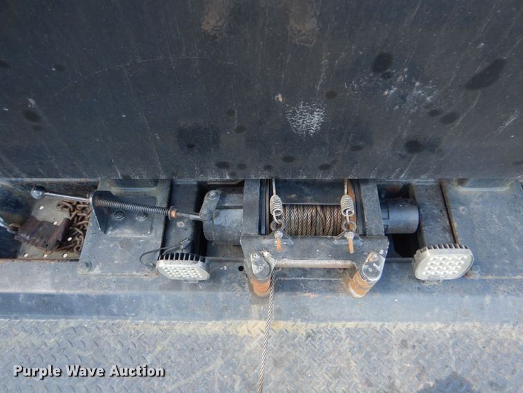 image for item DO1484 2010 Ford F650 Super Duty  SuperCab rollback truck