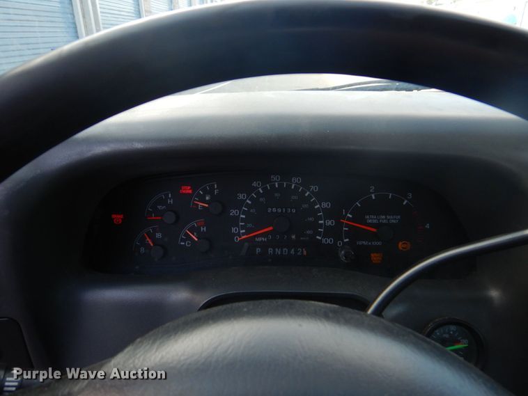 image for item DO1484 2010 Ford F650 Super Duty  SuperCab rollback truck