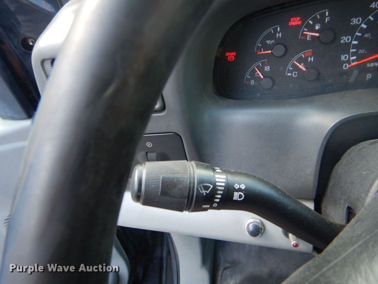 image for item DO1484 2010 Ford F650 Super Duty  SuperCab rollback truck