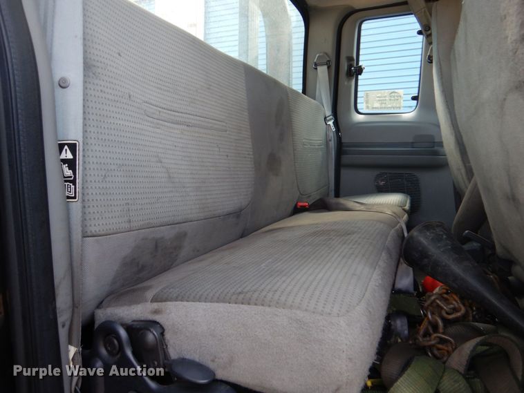 image for item DO1484 2010 Ford F650 Super Duty  SuperCab rollback truck