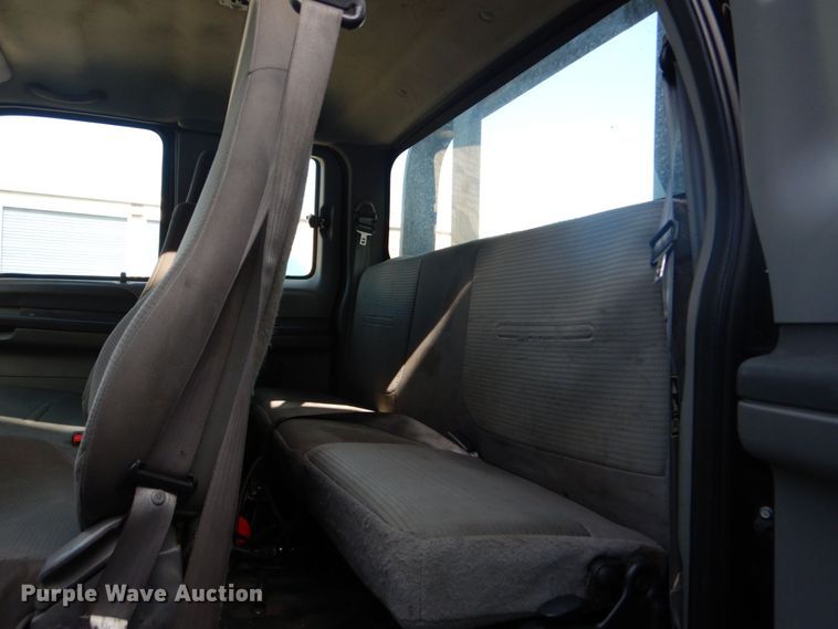 image for item DO1484 2010 Ford F650 Super Duty  SuperCab rollback truck