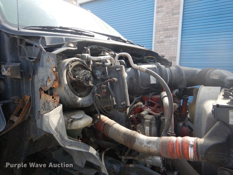 image for item DO1484 2010 Ford F650 Super Duty  SuperCab rollback truck