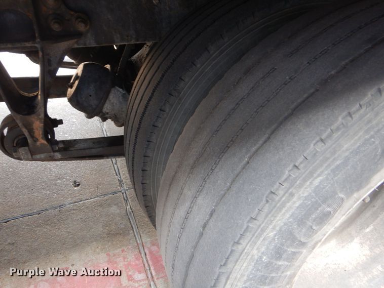 image for item DO1484 2010 Ford F650 Super Duty  SuperCab rollback truck