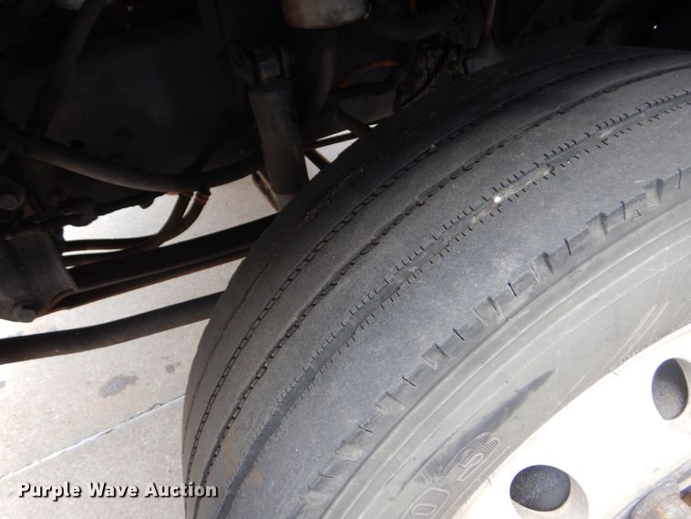 image for item DO1484 2010 Ford F650 Super Duty  SuperCab rollback truck