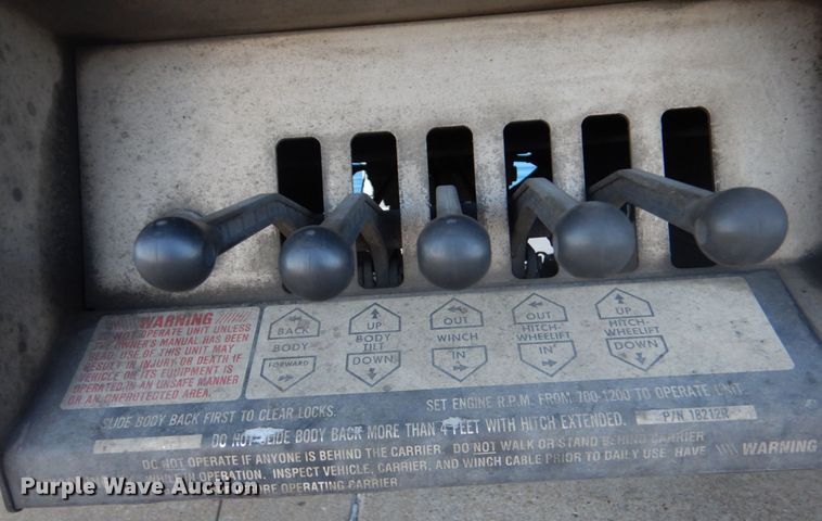 image for item DO1485 2007 Hino 258  rollback truck