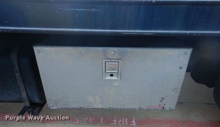 image for item DO1485 2007 Hino 258  rollback truck