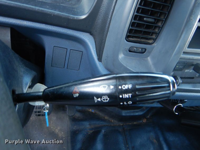 image for item DO1485 2007 Hino 258  rollback truck