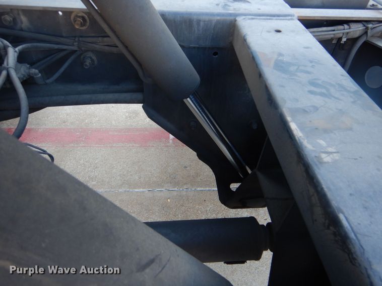 image for item DO1485 2007 Hino 258  rollback truck