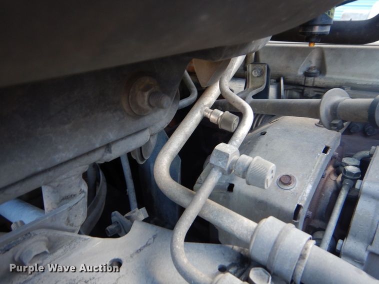 image for item DO1485 2007 Hino 258  rollback truck