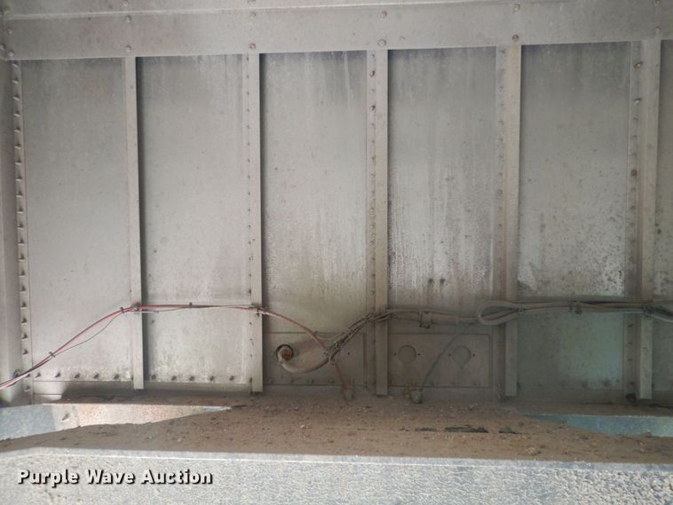 image for item DP0296 2016 Wilson DWH-5510PM  grain trailer