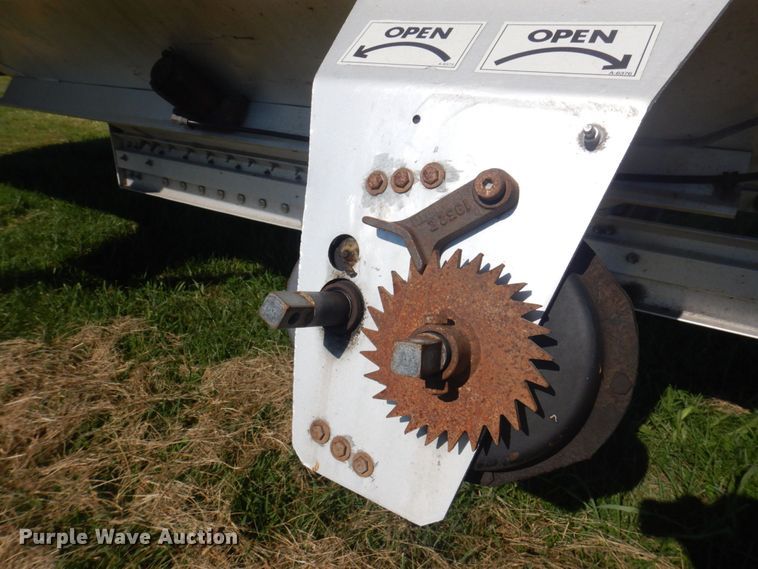 image for item DP0296 2016 Wilson DWH-5510PM  grain trailer