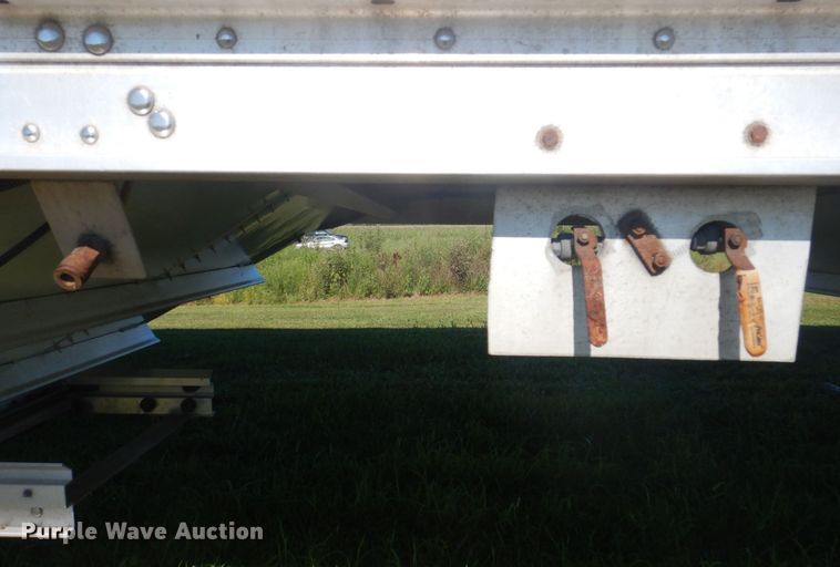 image for item DP0296 2016 Wilson DWH-5510PM  grain trailer