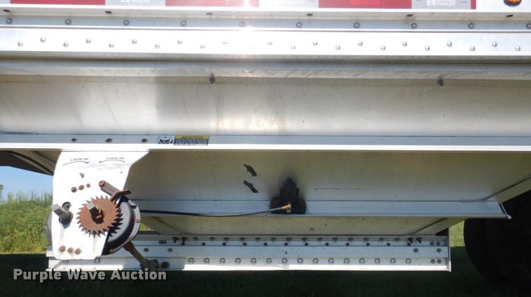 image for item DP0296 2016 Wilson DWH-5510PM  grain trailer
