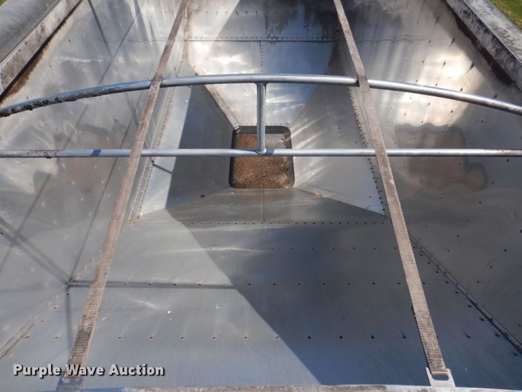 image for item DP0296 2016 Wilson DWH-5510PM  grain trailer