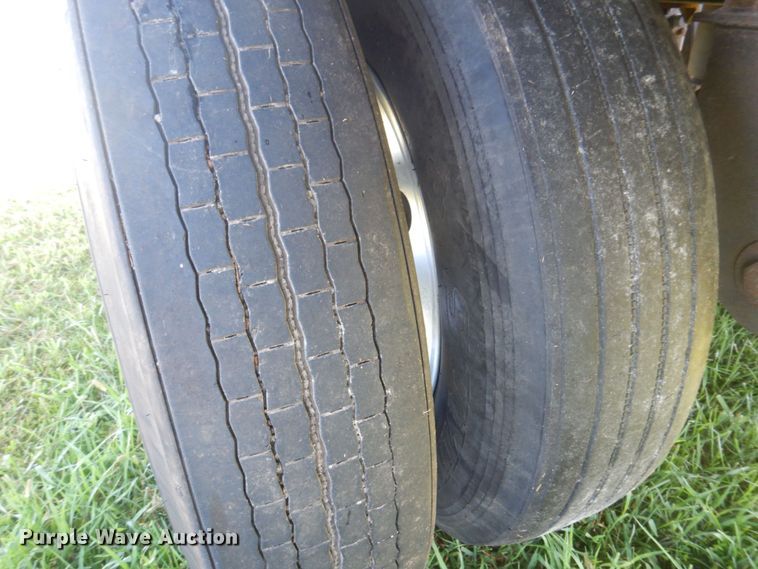 image for item DP0296 2016 Wilson DWH-5510PM  grain trailer