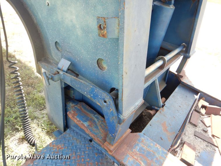 image for item DP4262 1976 Hyster  lowboy equipment trailer