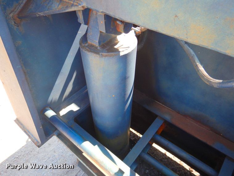 image for item DP4262 1976 Hyster  lowboy equipment trailer