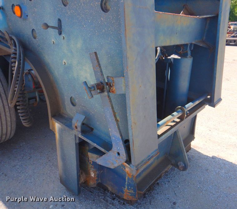 image for item DP4262 1976 Hyster  lowboy equipment trailer