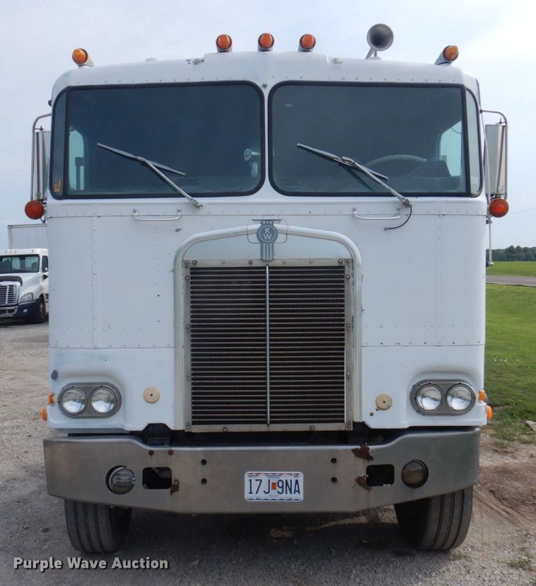 image for item DP5611 1984 Kenworth K100  semi truck