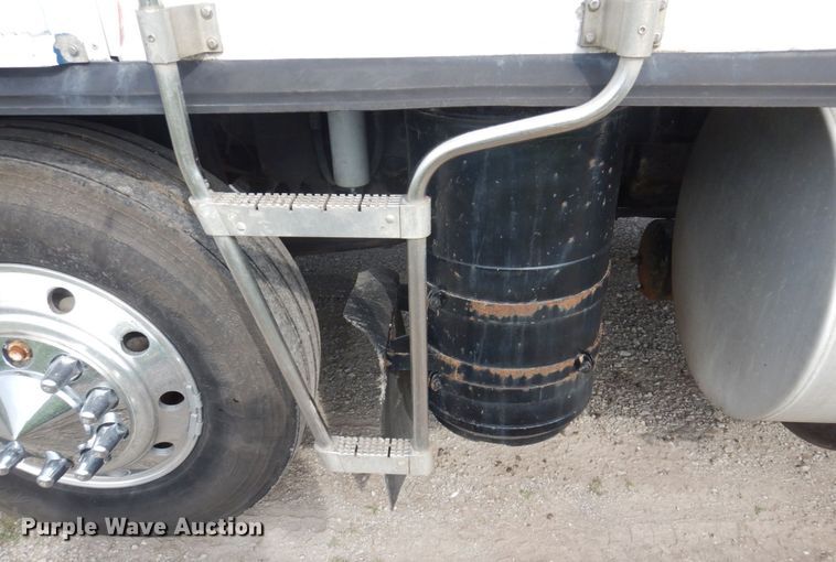 image for item DP5611 1984 Kenworth K100  semi truck