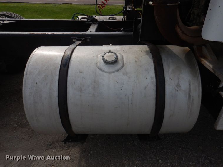 image for item DP5611 1984 Kenworth K100  semi truck