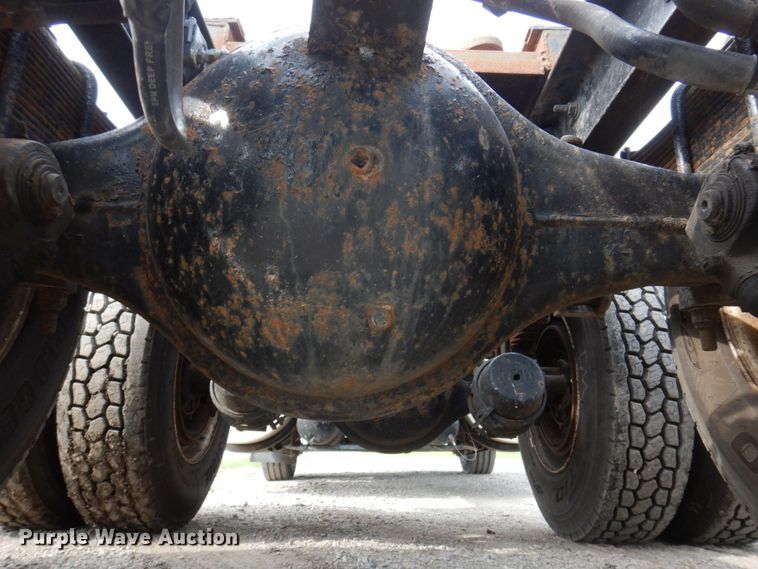 image for item DP5611 1984 Kenworth K100  semi truck