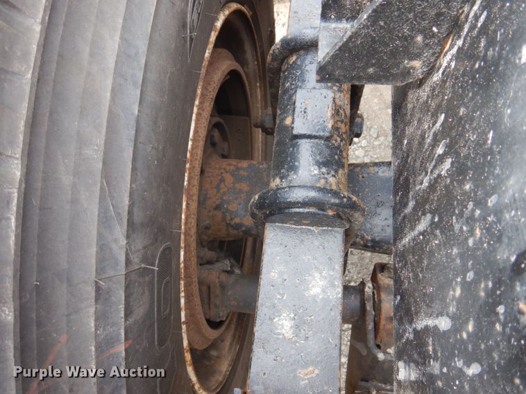 image for item DP5611 1984 Kenworth K100  semi truck