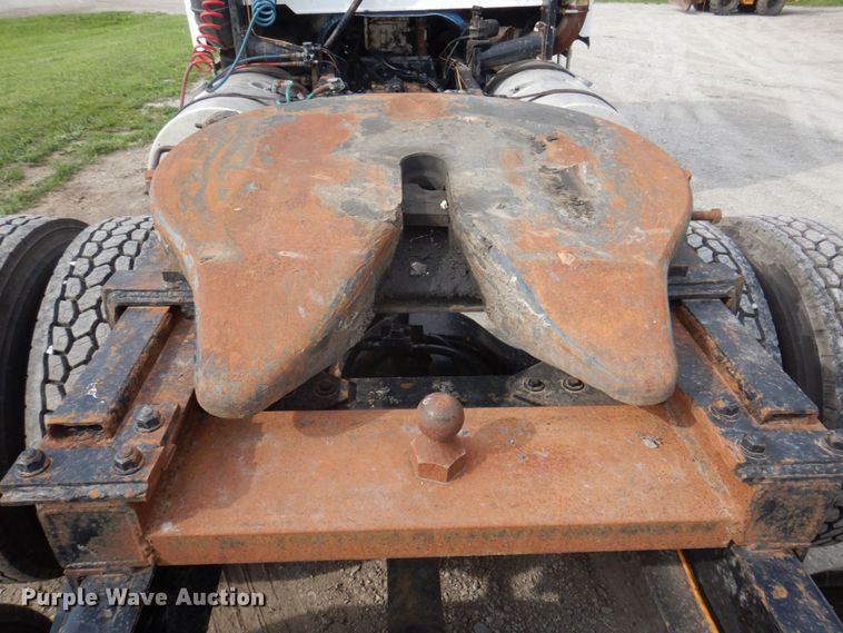 image for item DP5611 1984 Kenworth K100  semi truck