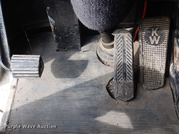 image for item DP5611 1984 Kenworth K100  semi truck