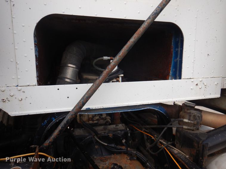 image for item DP5611 1984 Kenworth K100  semi truck