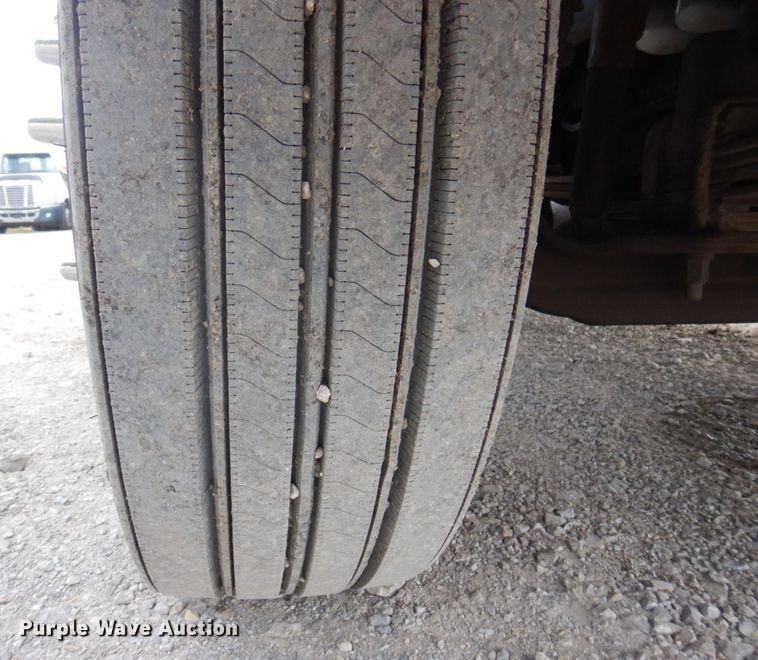 image for item DP5611 1984 Kenworth K100  semi truck