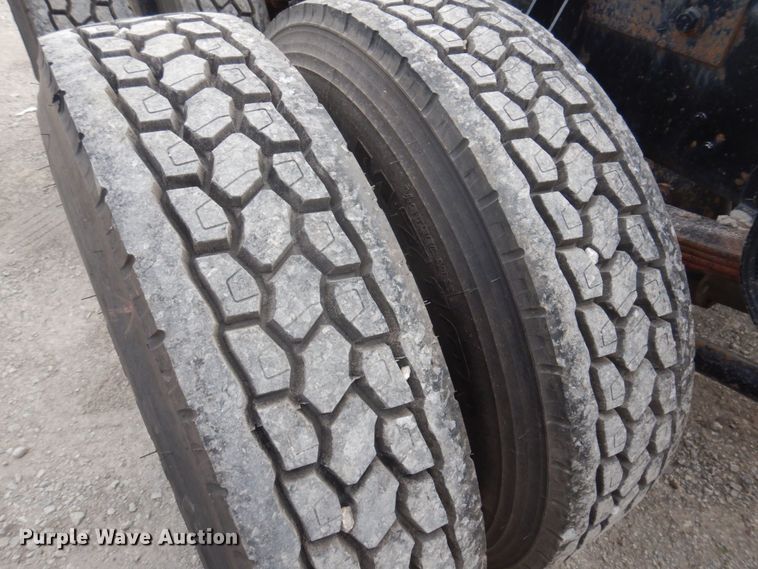 image for item DP5611 1984 Kenworth K100  semi truck