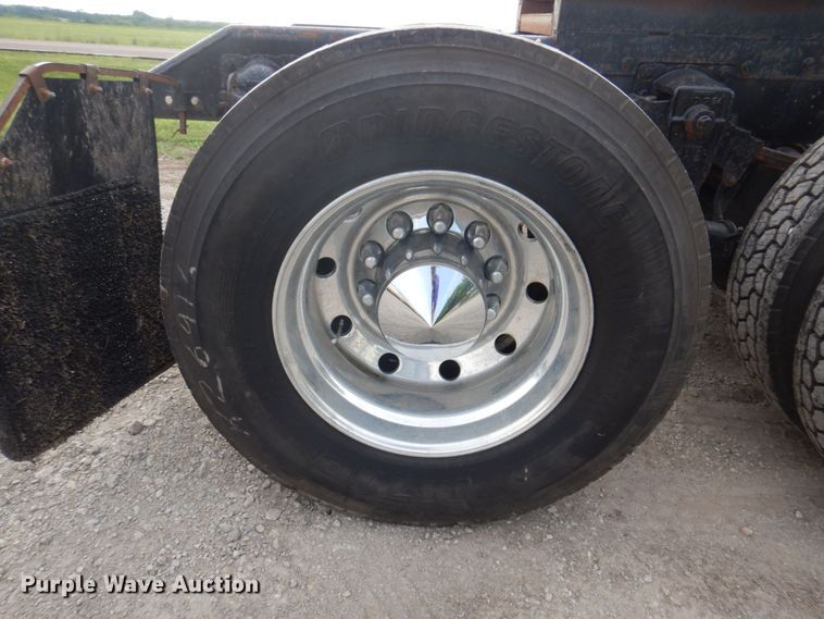 image for item DP5611 1984 Kenworth K100  semi truck