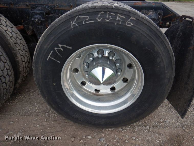 image for item DP5611 1984 Kenworth K100  semi truck